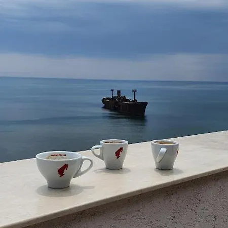 Black Sea View * コスティネシュティ
